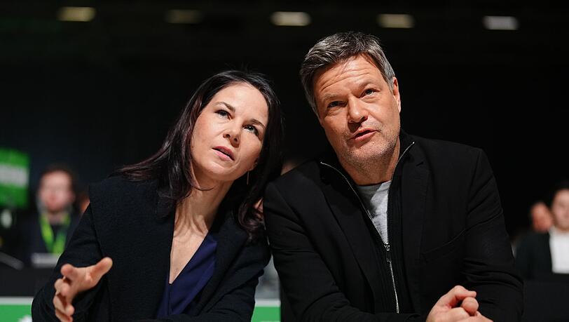 Annalena Baerbock und Robert Habeck werden in dem Gedicht aufs Korn genommen. (Archivbild)