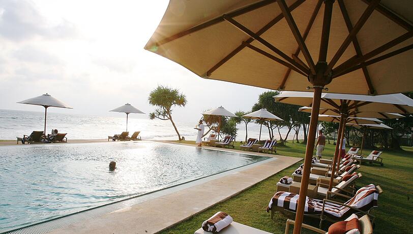 Ein Kl&auml;ger darf den Reisepreis mindern, weil in seinem Urlaub die Liegen am Hotelpool mit Handt&uuml;chern reserviert waren. (Symbolbild)