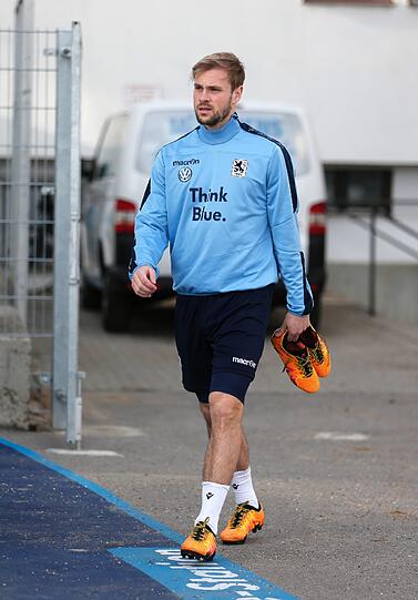 Erster Mannschaftstraining der beiden Neu-Löwen Maximilian Beister und Goran Sukalo, Ex-Präsident Dieter Schneider schaut vorbei  - die besten Bilder vom Dienstag.