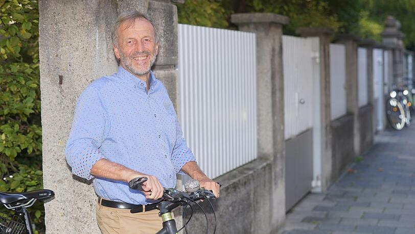 Bernhard Dufter ist selbst oft radelnd unterwegs. Bernhard Dufter ist selbst oft radelnd unterwegs.
