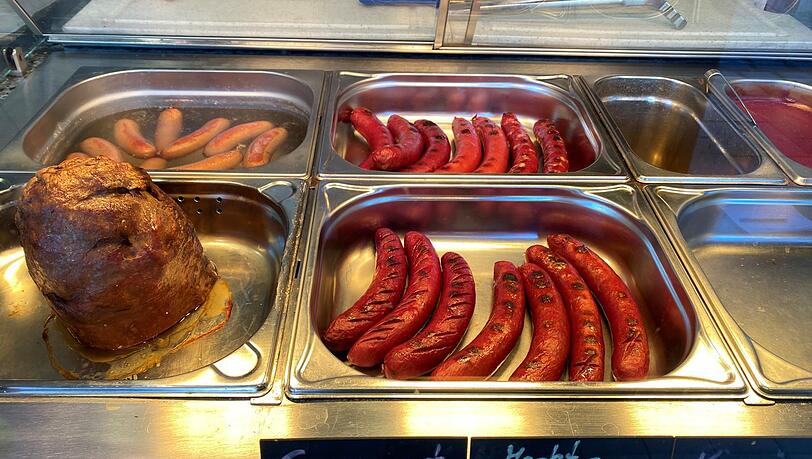 Knacker, Leberkas und mehr: Auf dieser Route in München kommen Wurst-Liebhaber auf ihre Kosten. Knacker, Leberkas und mehr: Auf dieser Route in München kommen Wurst-Liebhaber auf ihre Kosten.