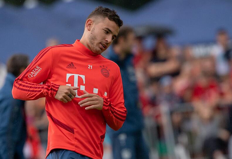 Die Spieler des FC Bayern beim letzten Training am Tegernsee. Hier Neuzugang Lucas Hernández.