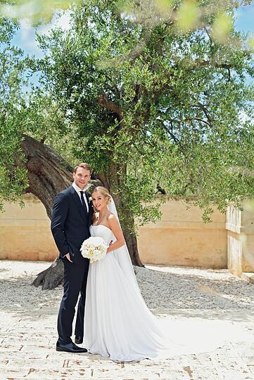 Manuel Neuer und seine Frau Nina gaben sich im Juni 2017 in Italien das Jawort