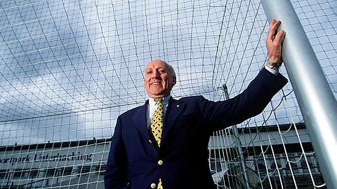 Löwen-Legende Peter Grosser feiert seinen 75. Geburtstag.