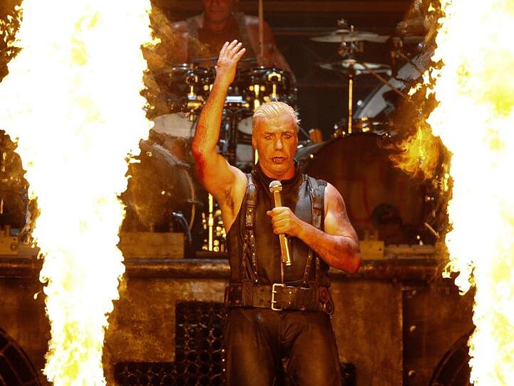 Till Lindemann und seine Band Rammstein melden sich zu Wort.