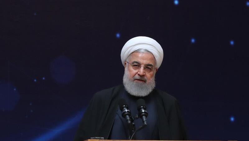 Irans Präsident Ruhani fordert eine Aufhebung der Sanktionen. Irans Präsident Ruhani fordert eine Aufhebung der Sanktionen.