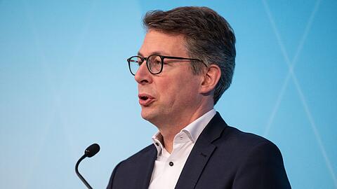 Wissenschaftsminister Markus Blume (CSU) bei einer Pressekonferenz.