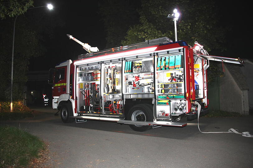 Großübung der Feuerwehr in einem Chemiewerk. Die spektakulären Bilder.