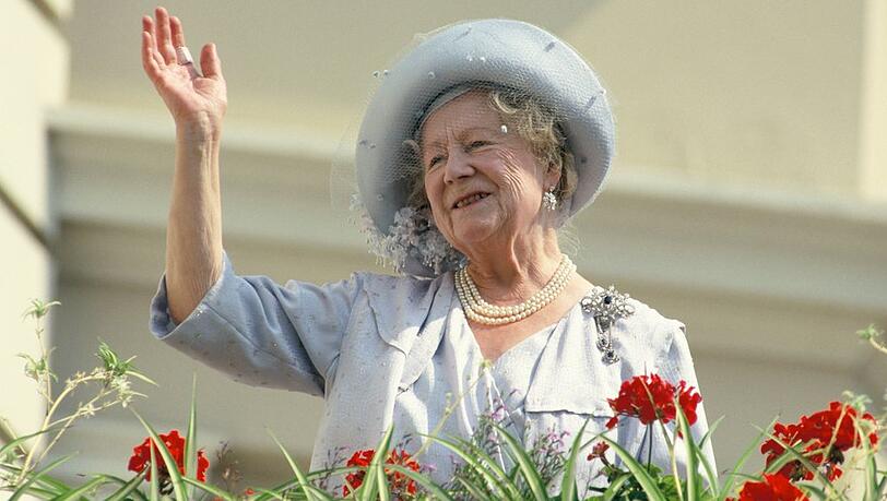 Queen Mum bei Feierlichkeiten zu ihrem 90. Geburtstag im Jahr 1990.