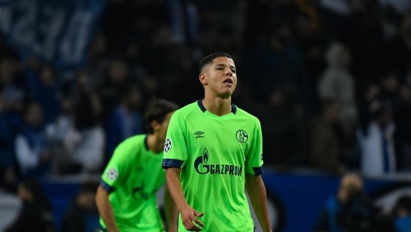 Der FC Schalke 04 um Amine Harit (r) verloren beim FC Porto. Der FC Schalke 04 um Amine Harit (r) verloren beim FC Porto.