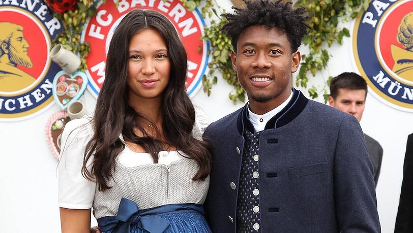David Alaba mit seiner Partnerin Shalimar Heppner auf der Wiesn im Jahr 2019.