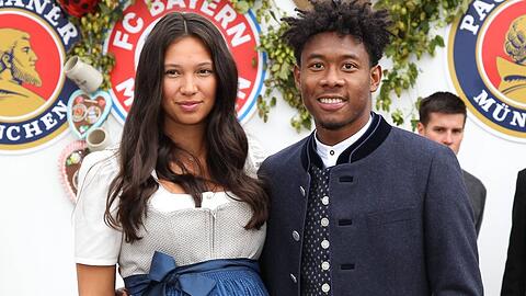 David Alaba mit seiner Partnerin Shalimar Heppner auf der Wiesn im Jahr 2019.