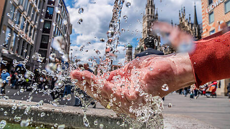 Die Stadt hat die Wassersparregeln wieder aufgehoben. Das &auml;rgert die &Ouml;DP/BK/ML-Fraktion im Stadtrat, die sogar strengere Regeln fordert.