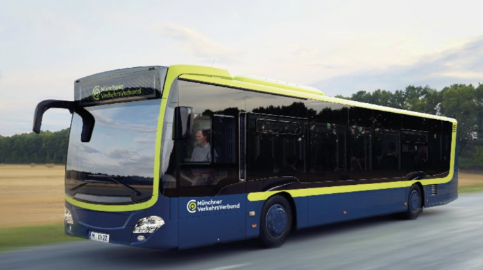 Die MVV-RegionalBusse in den acht Verbundlandkreisen erhalten nach und nach ein neues Aussehen.
