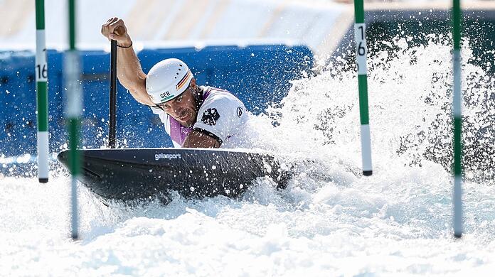 In seinem Element: Sideris Tasiadis startet kommende Woche in die Heim-WM in Augsburg. So es denn der Wasserstand zulässt - der Lech liefert derzeit nur wenig Nass nach.