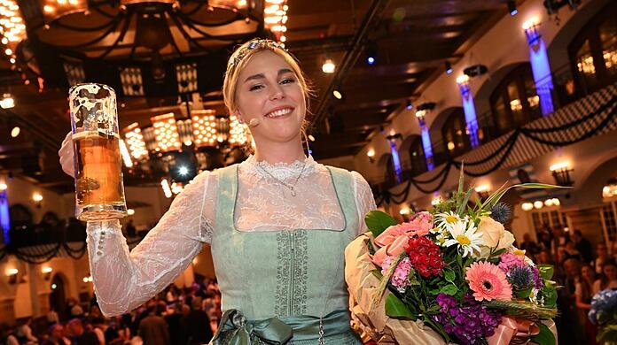 Linnea Klee hat am Donnerstag Jury und Publikum im Löwenbräukeller überzeugt. Sie ist die neue Bierkönigin 2024/2025.