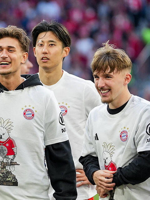 Zwei Bayern-Hoffnungstr&auml;ger f&uuml;rs R&uuml;ckspiel gegen PSG: Tom Bischof (l.) und Lennart Karl.