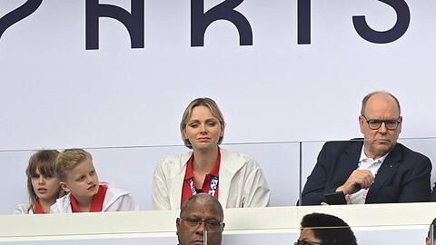 Prinzessin Gabriella (li.) und Prinz Jacques haben bei Olympia bereits unter anderem ein Rugby-Spiel mit ihren Eltern verfolgt.