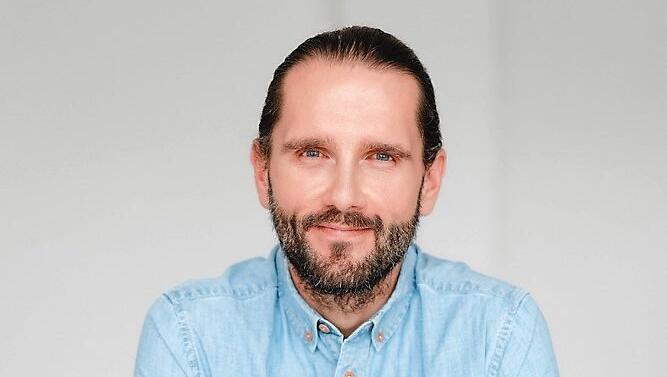Andreas Weins. Andreas Weins.