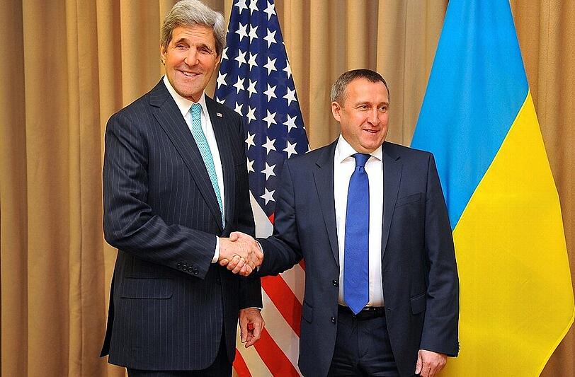 US-Außenminister John Kerry und sein ukrainischer Amtskollege Andrej Deschtschyzja in Genf.