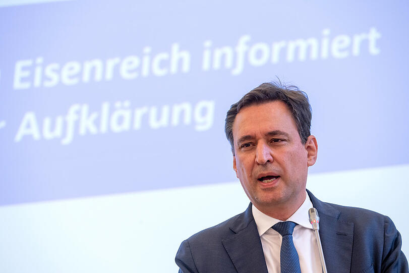 Georg Eisenreich, (CSU) Staatsminister der Justiz, gibt zum Stand der Aufklärung rund um die Vorwürfe in der JVA Augsburg-Gablingen ein Pressestatement.