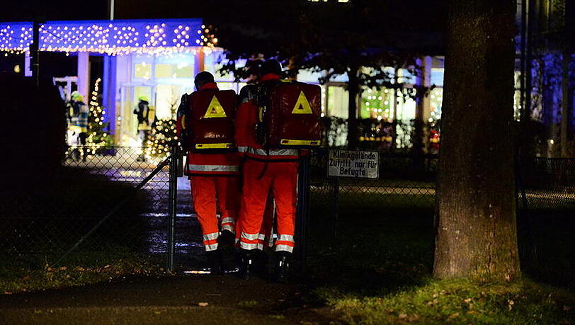 Feueralarm in der Alpenhof-Klinik - die Bilder vom Einsatz. Feueralarm in der Alpenhof-Klinik - die Bilder vom Einsatz.