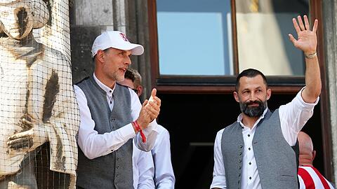 Servus FC Bayern, ciao Juventus Turin? Hasan Salihamidzic (r.).