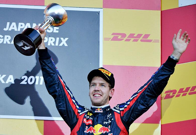 Die ganz große Vettel-Party: So lässt es der alte neue Weltmeister in Suzuka krachen. Die Bilder