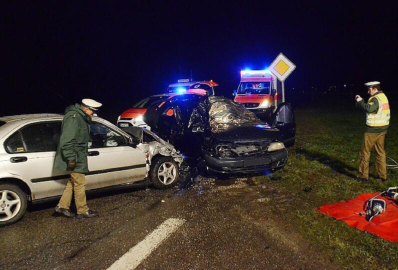 Die Bilder von der Unfallstelle nahe Waldkraiburg