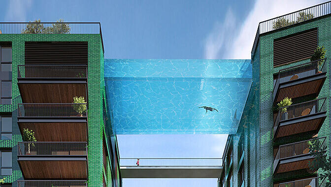 Ein frei schwebendes Himmelsschwimmbad in 35 Metern Höhe: Der sogenannte „Sky Pool“ soll kommendes Jahr in London eröffnet werden. Ein frei schwebendes Himmelsschwimmbad in 35 Metern Höhe: Der sogenannte „Sky Pool“ soll kommendes Jahr in London eröffnet werden.