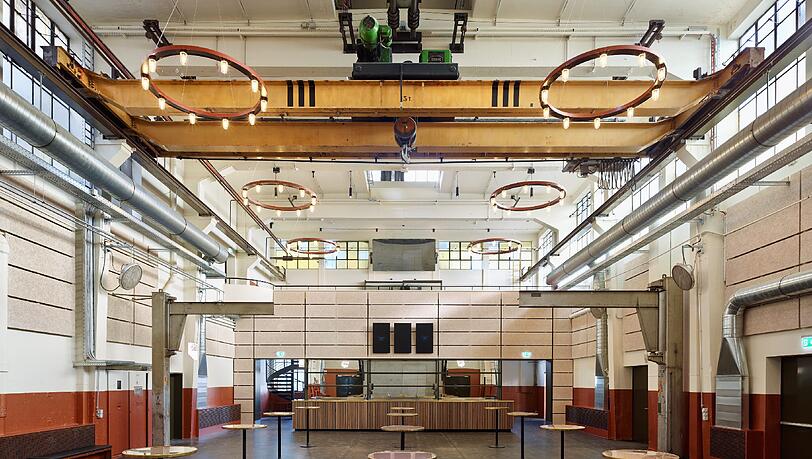Das Foyer der Tonhalle Maag. Das Foyer der Tonhalle Maag.