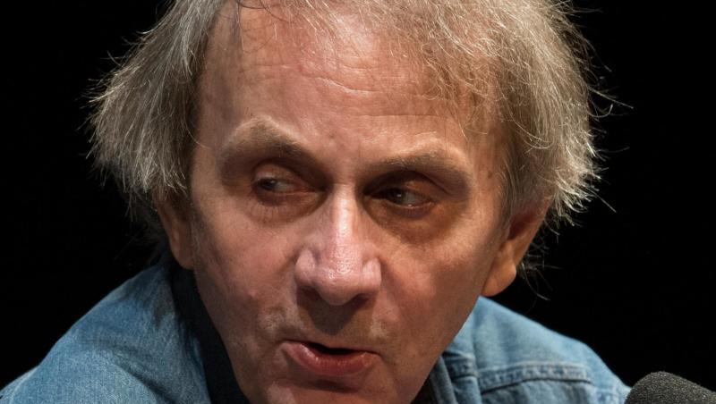 Michel Houellebecq schwant nichts Gutes. Michel Houellebecq schwant nichts Gutes.