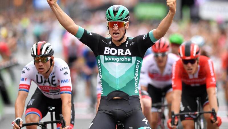 Der Deutsche Pascal Ackermann fährt bei der Deutschland Tour ins Ziel. Foto: Bernd Thissen/dpa/Archivbild Der Deutsche Pascal Ackermann fährt bei der Deutschland Tour ins Ziel. Foto: Bernd Thissen/dpa/Archivbild