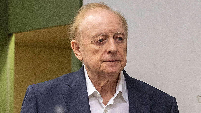 Alfons Schuhbeck wurde am Montag zu einer erneuten mehrjährigen Haftstrafe verurteilt. Ob er die Strafe tatsächlich antreten muss?