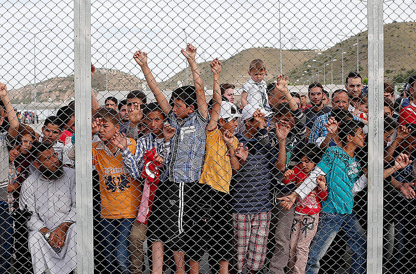 Bundeskanzlerin Angela Merkel besucht ein Flüchtlingscamp nahe der südosttürkischen Stadt Gaziantep. Die Bilder.