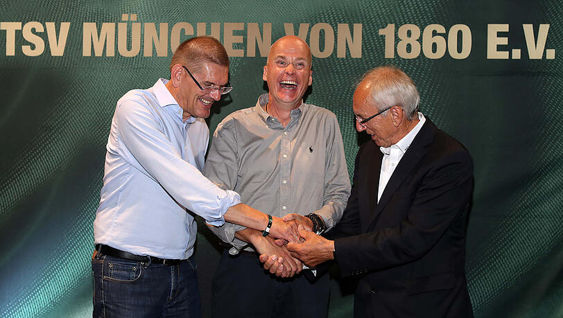 Löwen-Präsidium: Heinz Schmidt, Oberlöwe Robert Reisinger und Hans Sitzberger (v.li.). Löwen-Präsidium: Heinz Schmidt, Oberlöwe Robert Reisinger und Hans Sitzberger (v.li.).