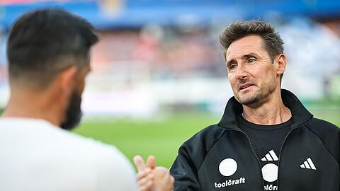 Darf einen neuen Spieler beim FCN begrüßen: Trainer Klose. (Archivbild) Darf einen neuen Spieler beim FCN begrüßen: Trainer Klose. (Archivbild)
