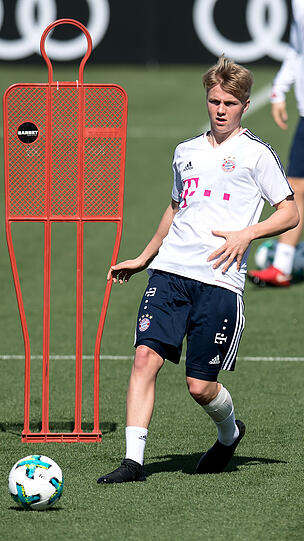 Schwitzen für den großen Triple-Traum: Klicken Sie sich durch die Trainings-Bilder vom Mittwoch.