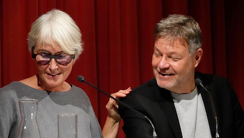 Andrea Paluch mit Ehemann Robert Habeck im M&uuml;nchner Lyrik Kabinett.