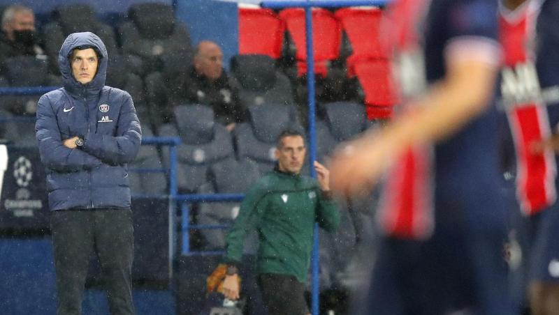 Cheftrainer Thomas Tuchel musste mit Paris eine Auftaktniederlage hinnehmen.
