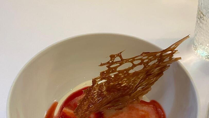 Ein Heumilch-Dessert, das noch lange nachwirkt. Besser geht's nicht. Ein Heumilch-Dessert, das noch lange nachwirkt. Besser geht's nicht.