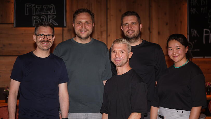 Das Team der Vollaths Pizza Bar (v.l.): Manfred Sterr, Andreas Vollath, Andreas Wilhelm, Johannes Vollath und Uyanga Batkhuyag.