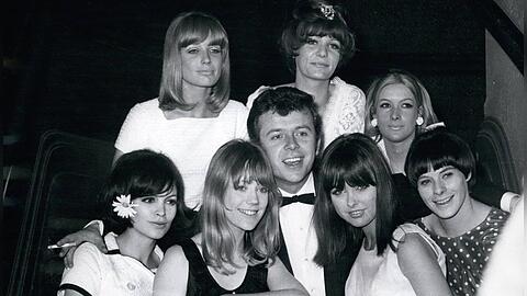 Ray Brooks bei der Premiere des Films "Der gewisse Kniff" aus dem Jahr 1965.