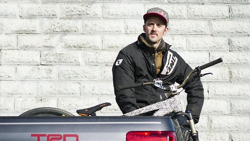 Kurs-Designer Aaron Chase war Gewinner des Red Bull District Ride 2005. Kurs-Designer Aaron Chase war Gewinner des Red Bull District Ride 2005.
