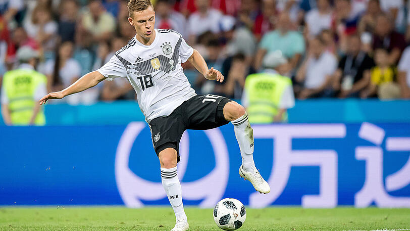 Joshua Kimmich (Deutschland) - Der Rechtsverteidiger ist in den vergangenen Tagen häufiger in die Kritik geraten - ungewohnt für den Shootingstar. Fakt ist aber: Die Abwehr wirkte in beiden Spielen zerstreut, die Außenverteidiger standen zu hoch. Note: 4