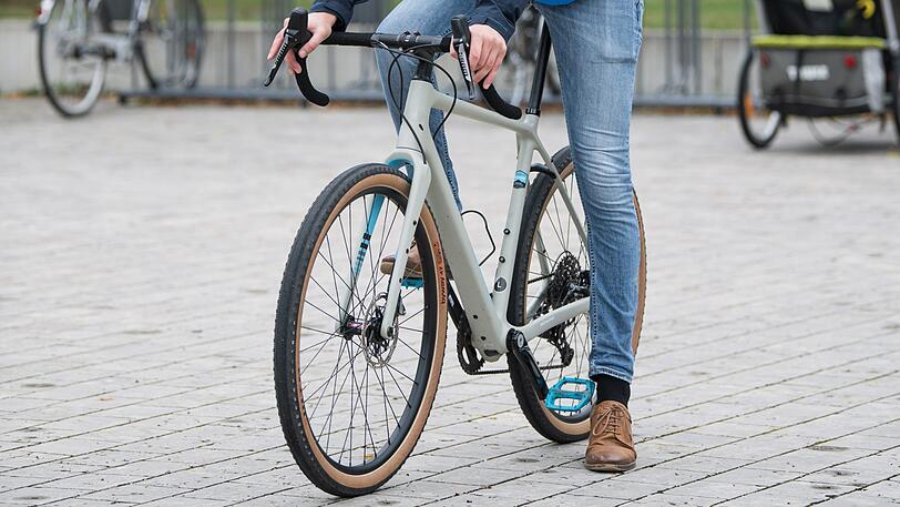 Kein Mountainbike, kein Rennrad, sondern beides.