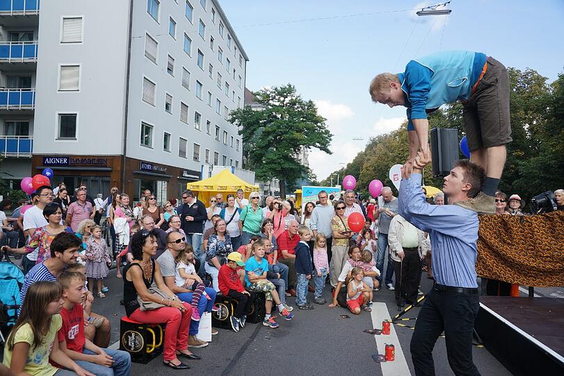 Die besten Bilder vom Isarinselfest 2014 am Samstag.
