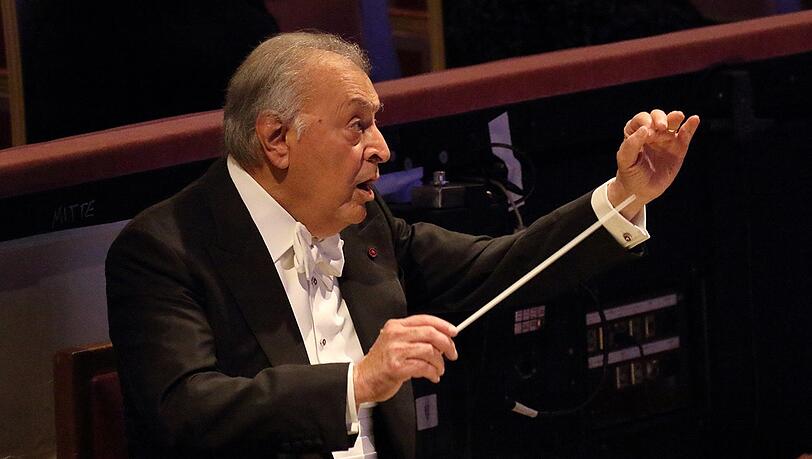 Zubin Mehta. Zubin Mehta.