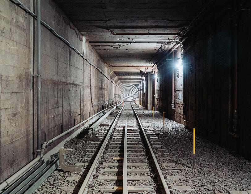 Ausnahmesituation: Der U-Bahntunnel zwischen Goetheplatz und Poccistraße ist aktuell stillgelegt. Die AZ-Reporter sind hindurchspaziert. Ausnahmesituation: Der U-Bahntunnel zwischen Goetheplatz und Poccistraße ist aktuell stillgelegt. Die AZ-Reporter sind hindurchspaziert.