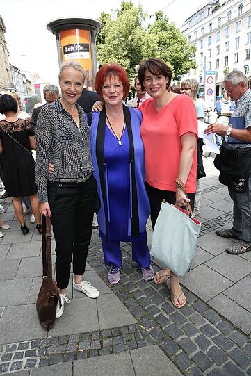 Juliane Köhler, Regina Ziegler und Elena Uhlig